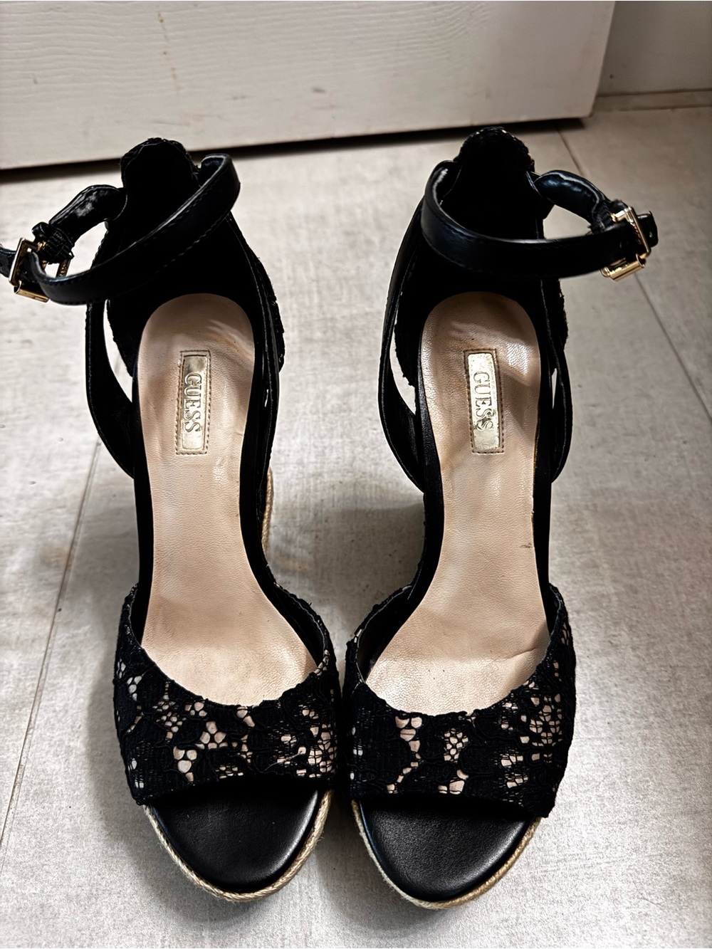 GUESS Black Lace Platform Wedge Sandals – Size 7M - Picture 3 of 8